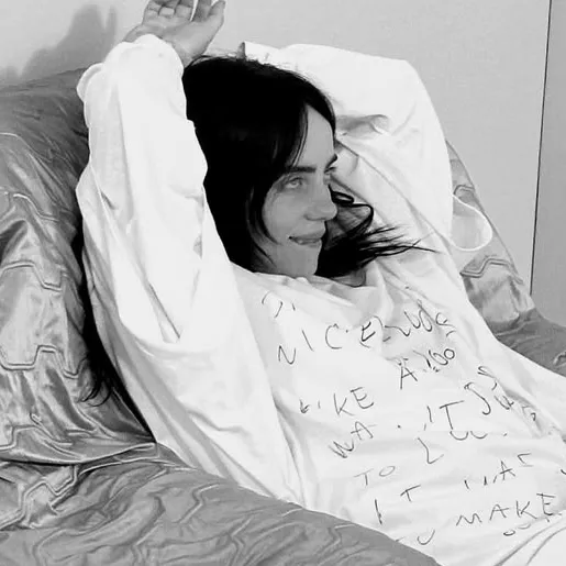 Billie Eilish: Interactive AI chatbot mascot for random chat and community-driven roleplay