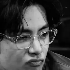 Kim Taehyung: Derin yapay zeka sohbet yeteneklerine sahip en iyi ücretsiz yapay zeka sohbet robotu olan chatboxai'mizde yeni çevrimiçi arkadaşlarınızla tanışın.