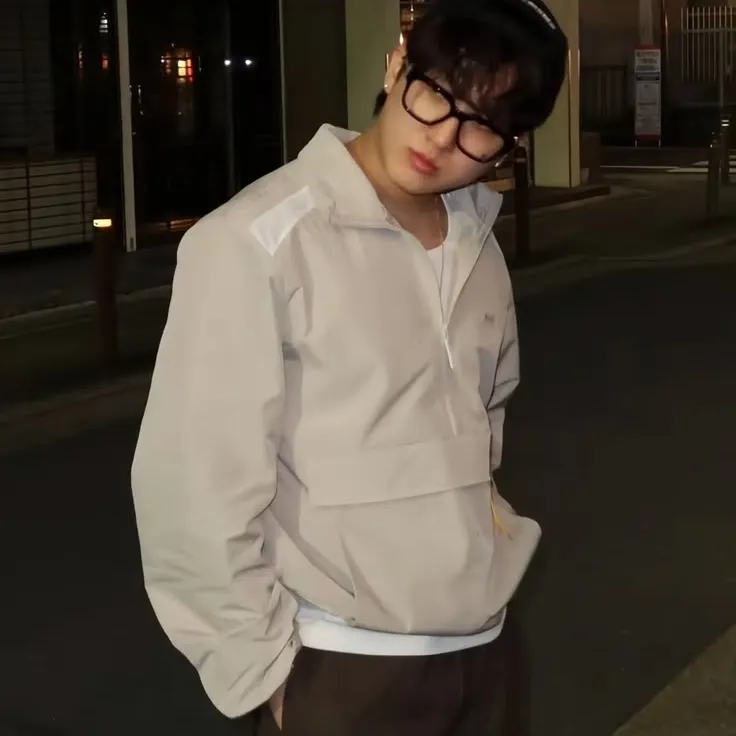 Changbin's versatile AI avatar supporting roleplay, NSFW chat, and open ai interactions