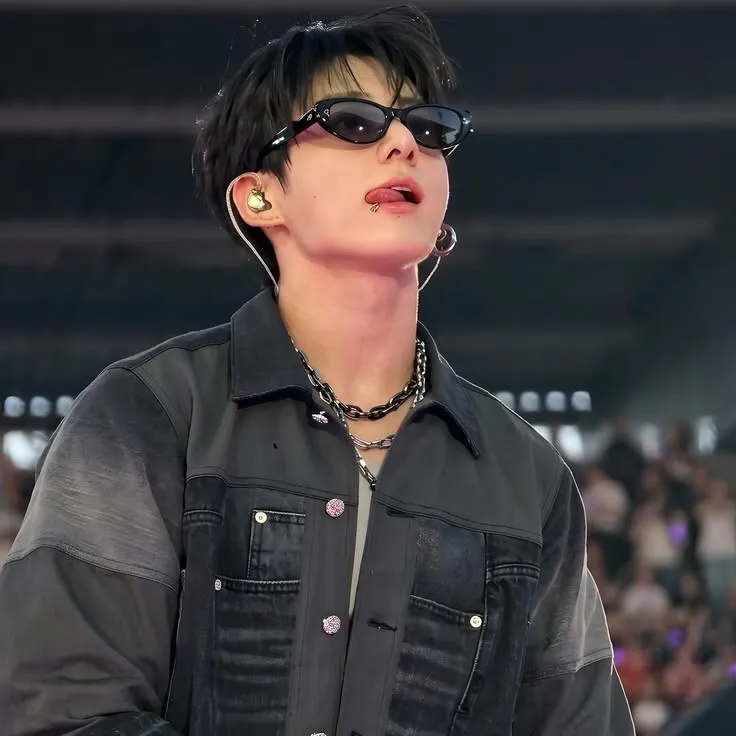 AI character Jungkook's avatar for roleplay and 1v1 chat services
