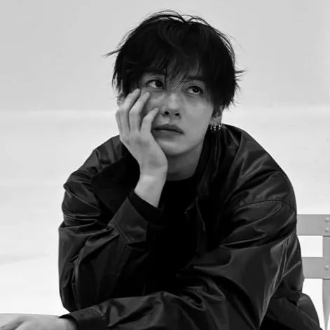 Lee Minho-Minsung: Meet your new online friends in our chatboxai, the best free ai chatbot with deep ai chat capabilities.