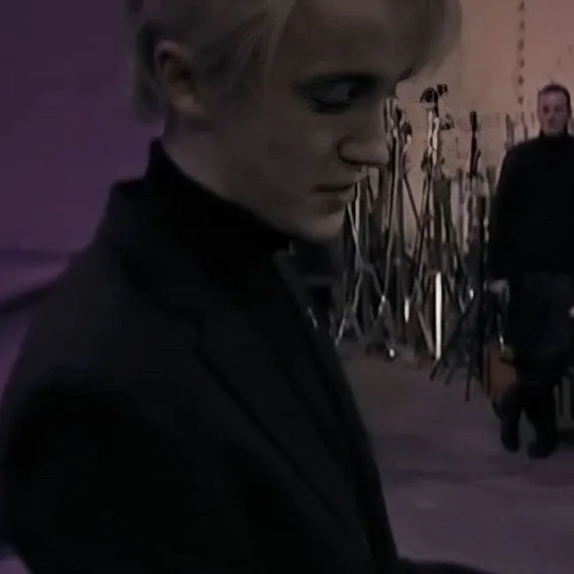 the avatar of Draco Malfoy who supports unlimited chat online services