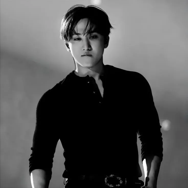 Seo Changbin's interactive avatar for spicy chat ai and immersive roleplay experiences