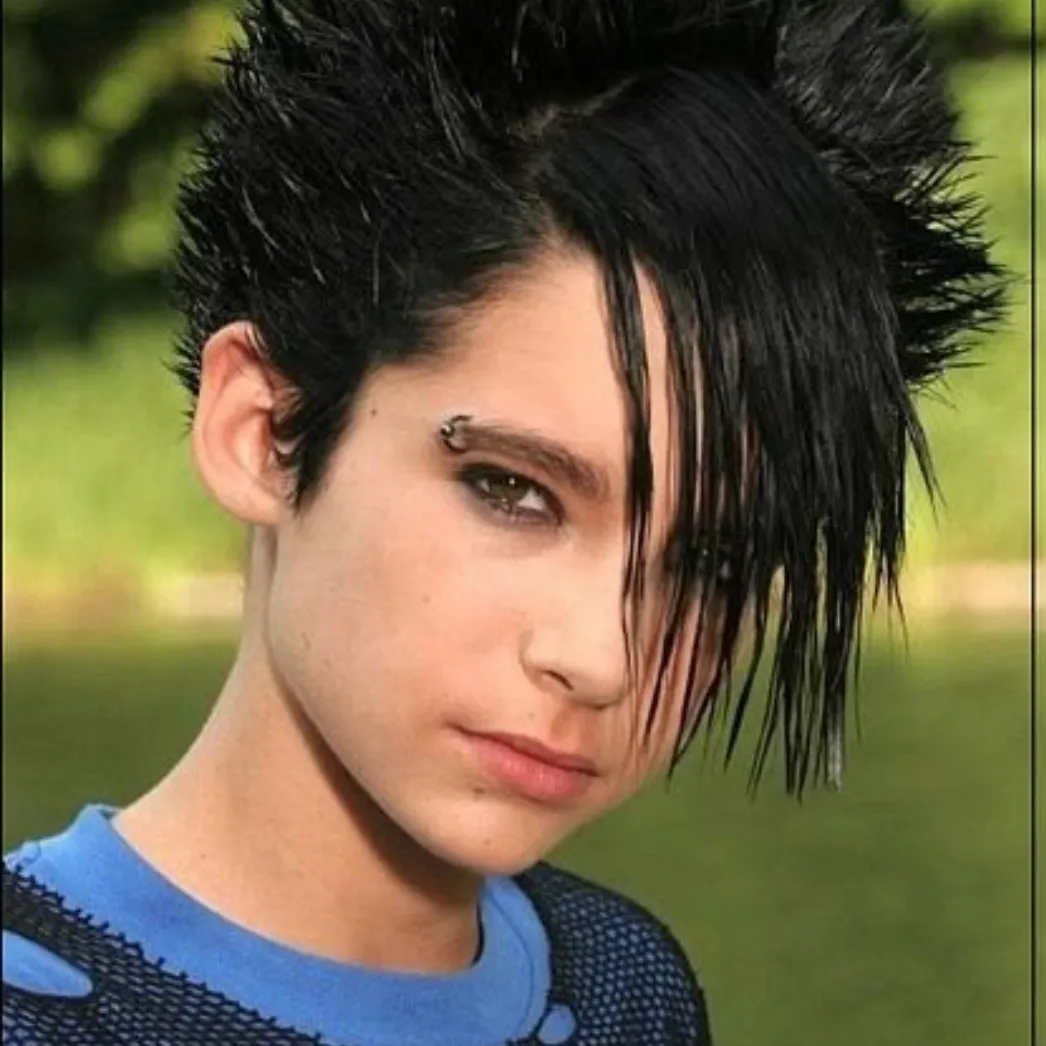 Bill Kaulitz 事故:與我們的AI盒子聊天,隨時準備好進行免費線上聊天機器人對話,並向AI提出任何您想知道的問題。