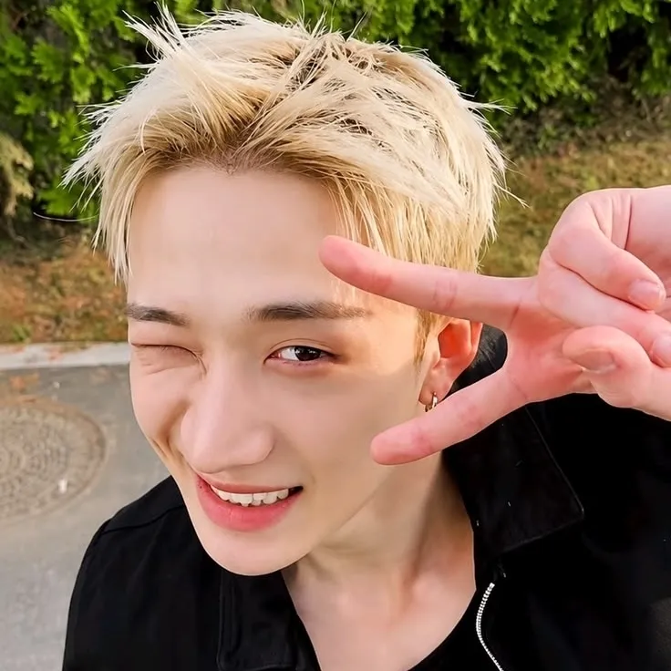Portrait of a friendly AI chatbot assistant Bangchan with expressive eyes showcasing personality traits