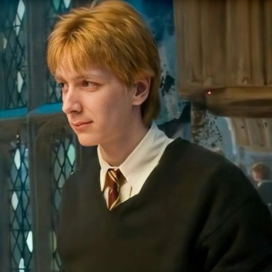 Fred Weasley x Malfoy: Playful AI chatbot mascot enhancing user engagement in random chats	