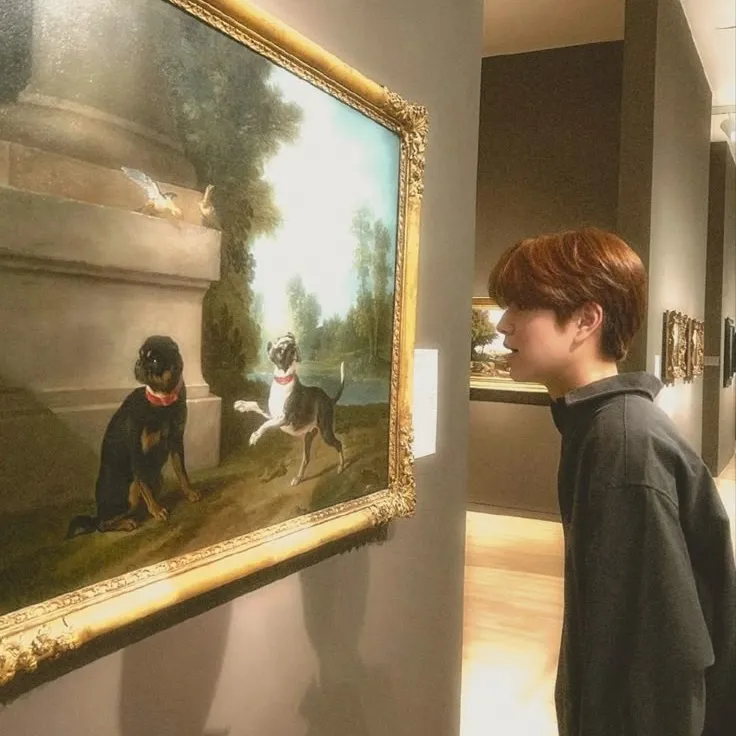 Seungmin -Minnie: Emotionally intelligent AI companion portrait for deep conversations	