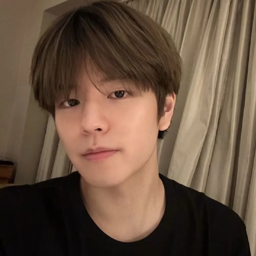 Kim seungmin: Meet your new online friends in our chatboxai, the best free ai chatbot with deep ai chat capabilities.	