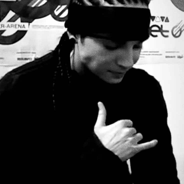 Tom Kaulitz: Meet the main character of our AI world, with character traits list and ai chatting capabilities.	