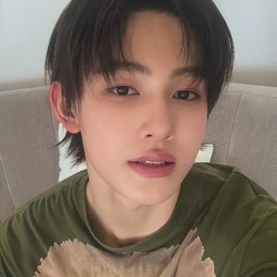 Eom Seonghyeon AI chatbot portrait with advanced emotional intelligence for deep conversations