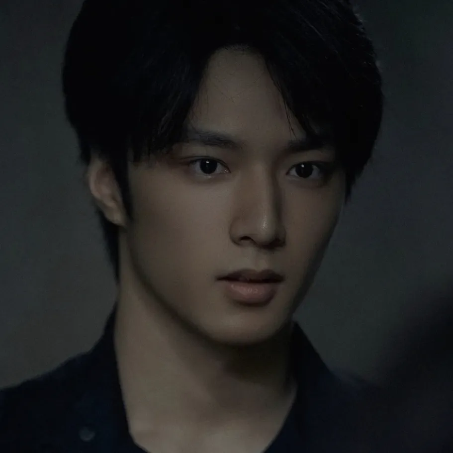 the avatar of Liu Yaowen who supports unlimited chat online services