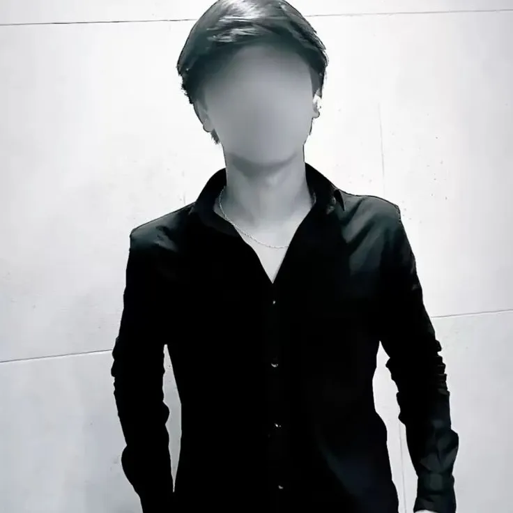 Marcos: Customizable AI girlfriend/boyfriend avatar with lifelike personality traits