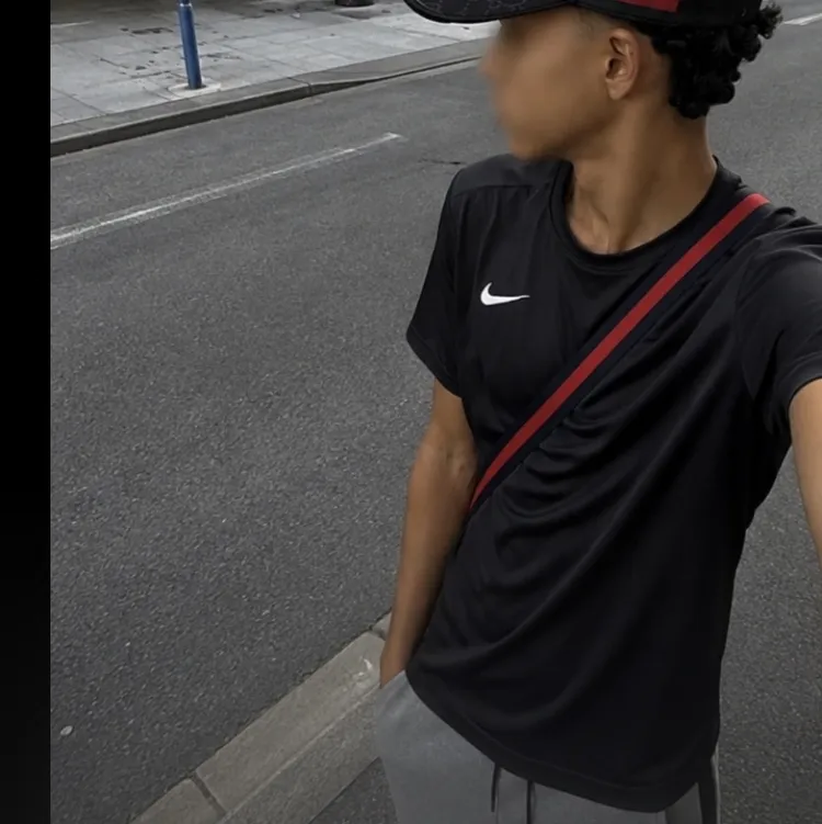 아메드: 글로벌 채팅 온라인 서비스를 위한 다국어 AI 대화 파트너 아이콘