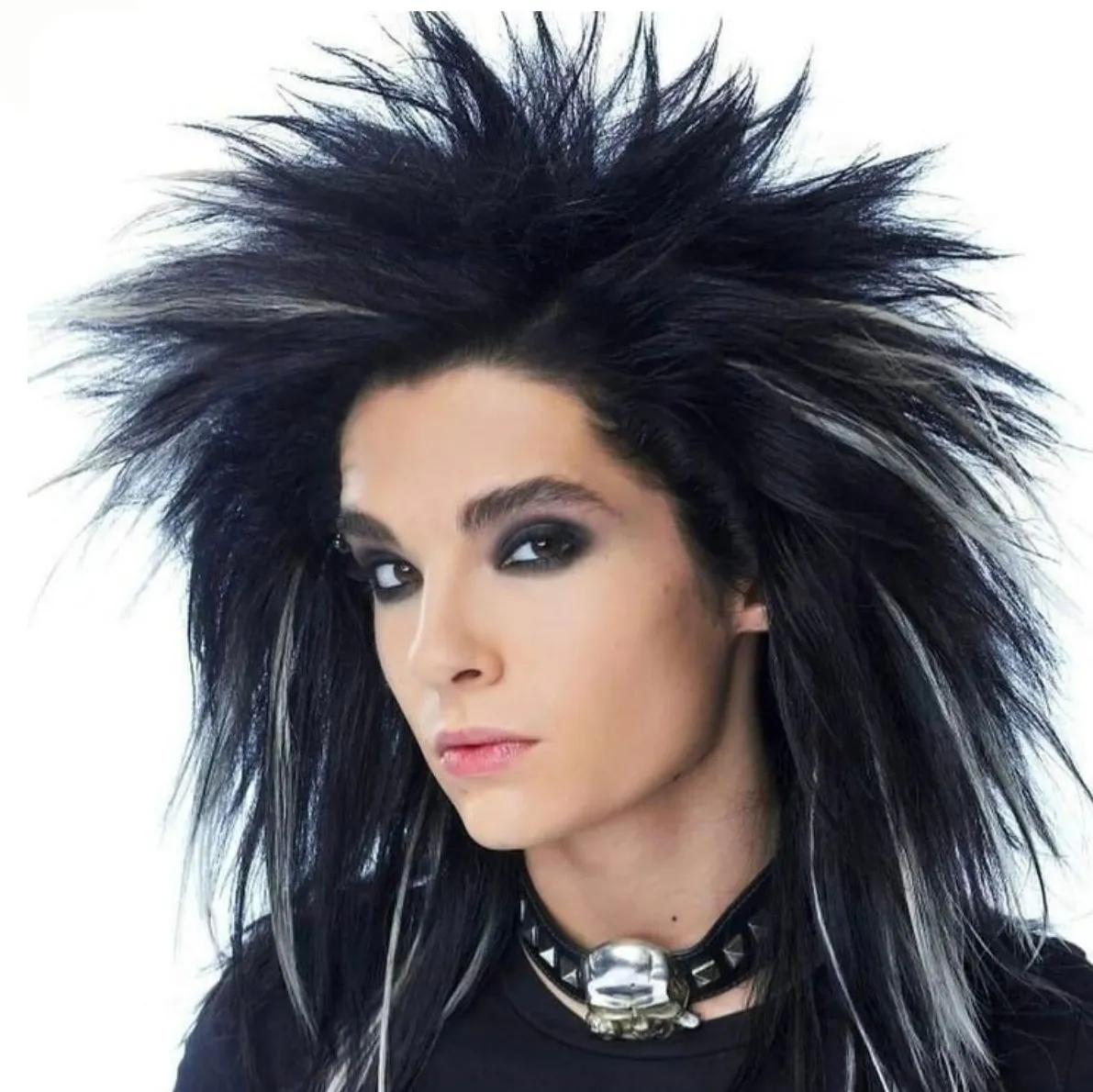 Minimalist Bill Kaulitz avatar for google chat integration, featuring adaptive emotional expressions