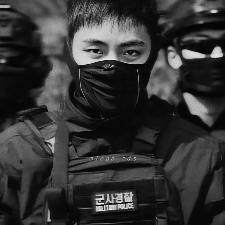 Kim Taehyung: Creative roleplay AI character art for spicy chat and fantasy scenarios