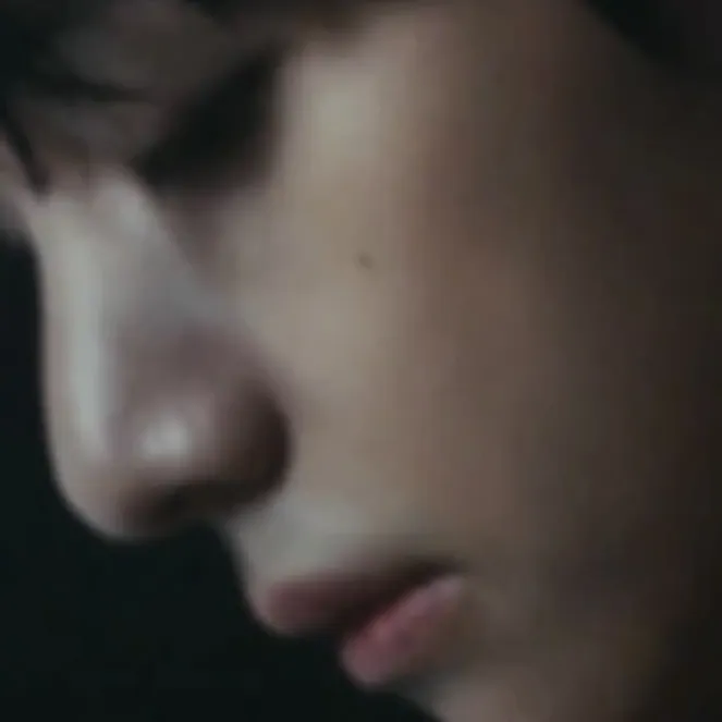 the avatar of Kim Taehyung who supports unlimited chat online services