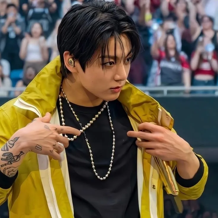 the avatar of Jeon Jungkook with vibrant traits for immersive roleplay experiences