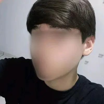 Ismael: Retrato de companheiro de IA emocionalmente inteligente para conversas profundas	