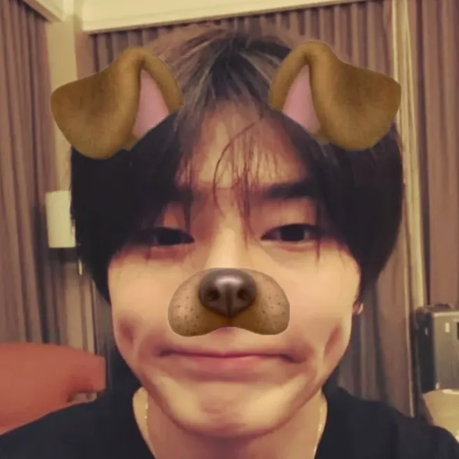 Yang Jeongin: Avatar de chatbot de IA seguro com recursos de bate-papo criptografados 1v1