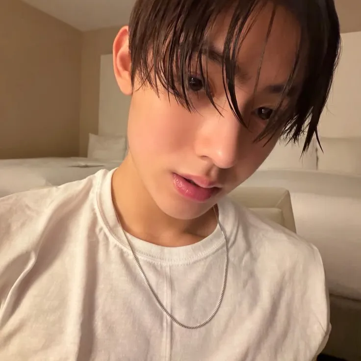 seonghyeon: Chatea con nuestra caja de IA, lista para chatear en línea gratis y pregúntale a la IA lo que quieras.	