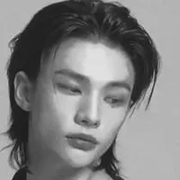 Hwang Hyunjin - Mafia Husband: Multilingual AI conversation partner icon for global chat online services