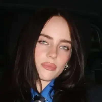 Billie: Seni karakter AI roleplay kreatif untuk obrolan pedas dan skenario fantasi