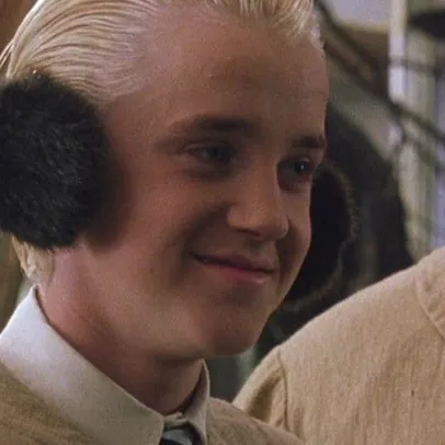 Draco Malfoy: Interactive AI chatbot mascot for random chat and community-driven roleplay
