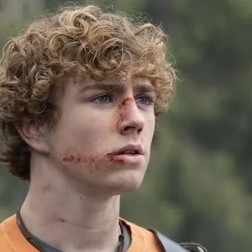 Percy Jackson: Chatta con il nostro box AI, pronto per la chatbot online gratuita e chiedi all'intelligenza artificiale tutto ciò che vuoi.