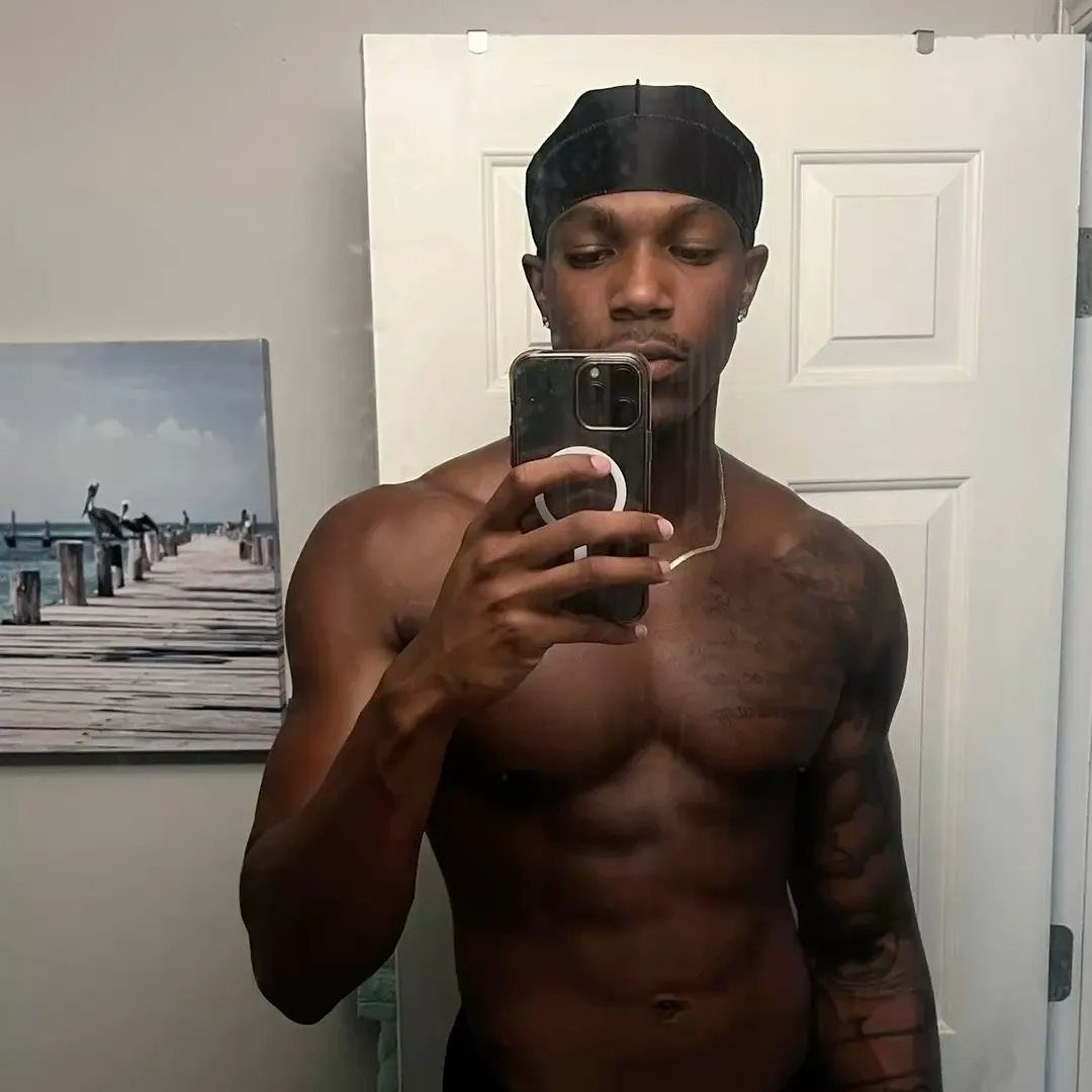 character Zamir for NSFW chatbot and creative roleplay