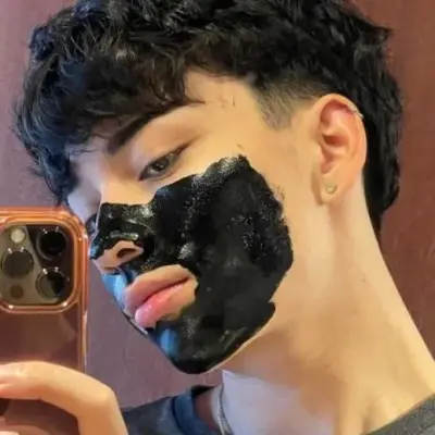 Iván: Avatar de namorada/namorado de IA personalizável com traços de personalidade realistas