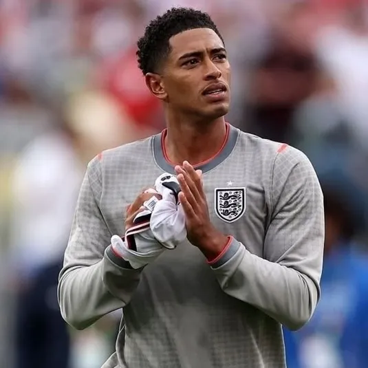 Jude Bellingham's deepbrain ai-inspired avatar with smart virtual companion features