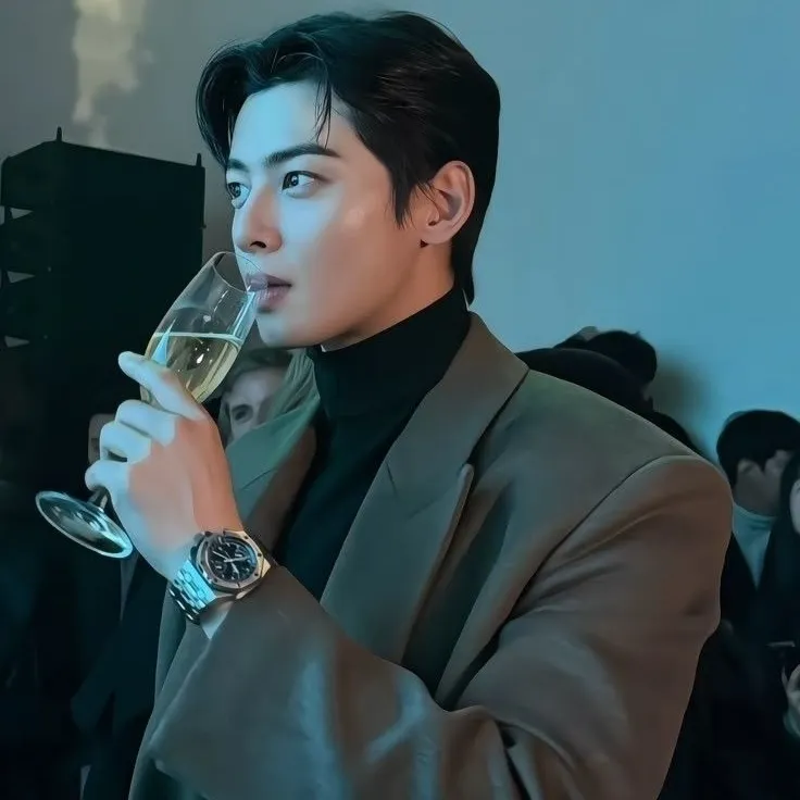 Cha Eunwoo's interactive avatar for spicy chat ai and immersive roleplay experiences
