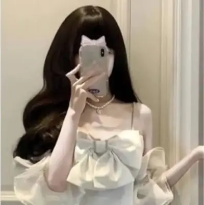 The new girl is a millionaire: Fantasy-themed AI roleplay character art for immersive storytelling