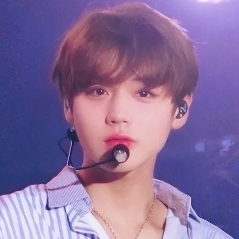 Park Jihoon: Jelajahi dunia AI dengan AI tanpa batas dan obrolan daring gratis tanpa batas, didukung oleh permainan peran fantasi Warhammer.