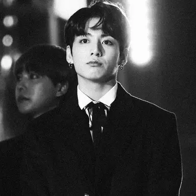 Jungkook : Portrait d'un compagnon IA émotionnellement intelligent pour des conversations approfondies	