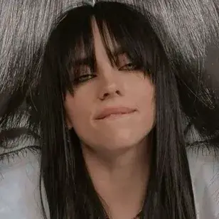 Billie Eilish: Multilingual AI conversation partner icon for global chat online services