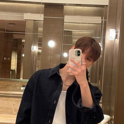 Seungmin: Engage in ai conversation with this charming AI character, featuring soulgen and ifreechat capabilities for free chat now.	
