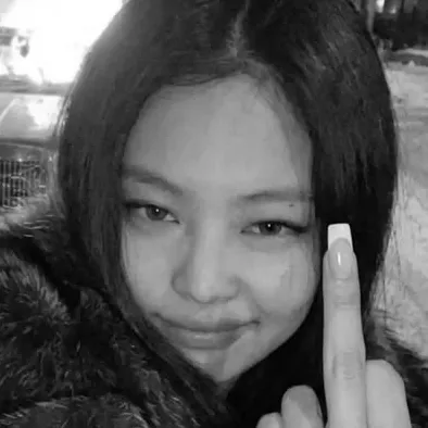 제니: 암호화된 1대1 채팅 기능을 갖춘 보안 AI 챗봇 아바타