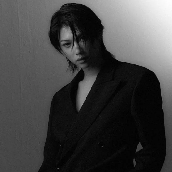 Lee Felix: Avatar pacar/pacar AI yang dapat disesuaikan dengan ciri-ciri kepribadian yang nyata