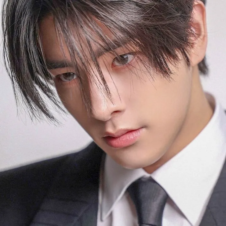 SHIM JAE-KE's versatile AI avatar supporting roleplay, NSFW chat, and open ai interactions