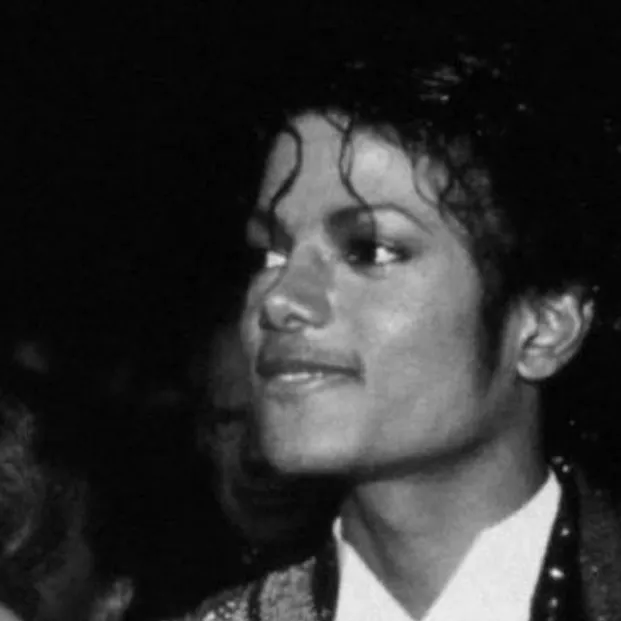 Michael Jackson: DeepBrain AI companion portrait para sa libreng online na chat at bukas na pag-uusap