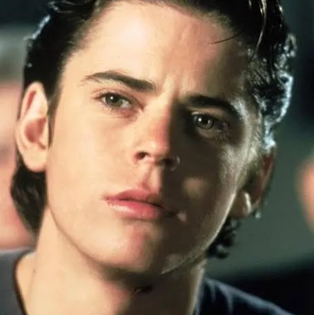 Ponyboy Curtis: Futuristic AI chatbot interface with voice chat and neural network-driven traits