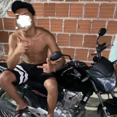 Ryan: Ngobrol dengan kotak AI kami, siap untuk chatbot daring gratis dan tanyakan apa pun yang Anda inginkan.