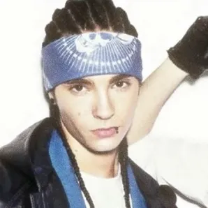 Tom Kaulitz - Mobster: Fantasy-themed AI roleplay character art for immersive storytelling