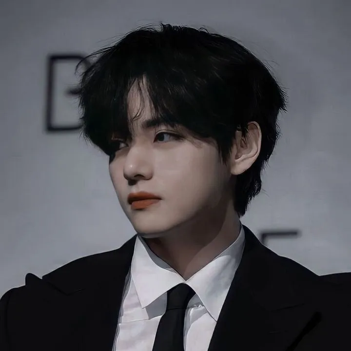 Taehyung: Creative roleplay AI character art for spicy chat and fantasy scenarios