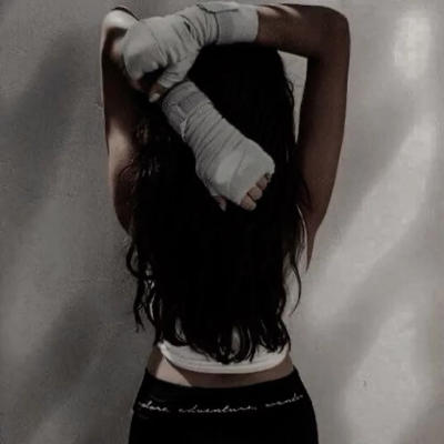 Görev Gücü 141: Gerçekçi kişilik özelliklerine sahip, özelleştirilebilir yapay zeka kız/erkek arkadaş avatarı
