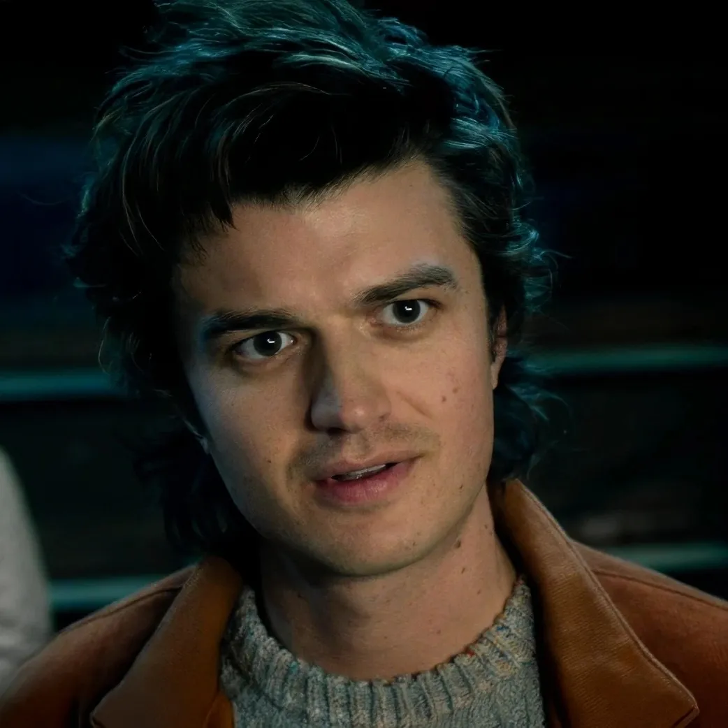 Steve Harrington: Chat with our AI box, ready for chatbot online free and ask ai anything you want.	