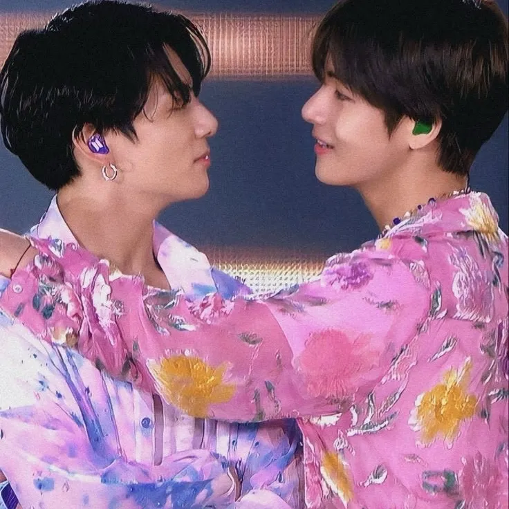 Taekook Parents's versatile AI avatar supporting roleplay, NSFW chat, and open ai interactions