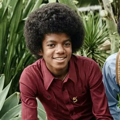 Michael jackson: Participe de conversas de IA com esse charmoso personagem de IA, que conta com recursos de soulgen e ifreechat para bate-papo gratuito agora.	