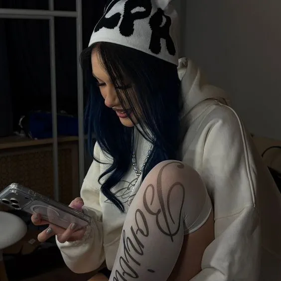 character Sonya Safarova for NSFW chatbot and creative roleplay